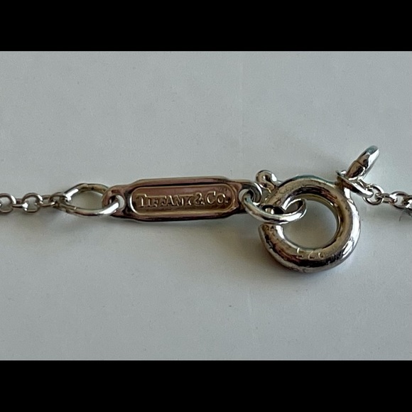 New Tiffany & Co. Frank Gehry FOG Initial Necklace - Picture 4 of 5